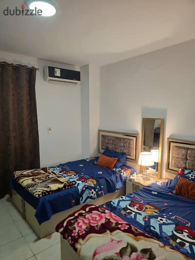 شقه للايجار مفروش في مدينتي نموذج 300 فيو وايد جاردن  مساحه 175 متر بسعر لقطه