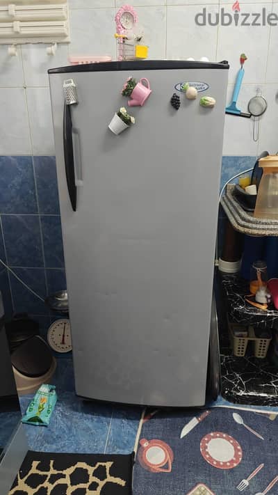 ديب فريزر بحاله ممتازه