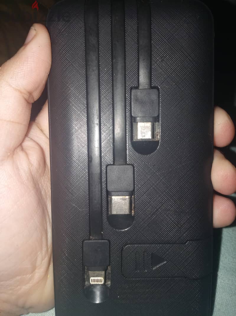 باور بانك انكور 3