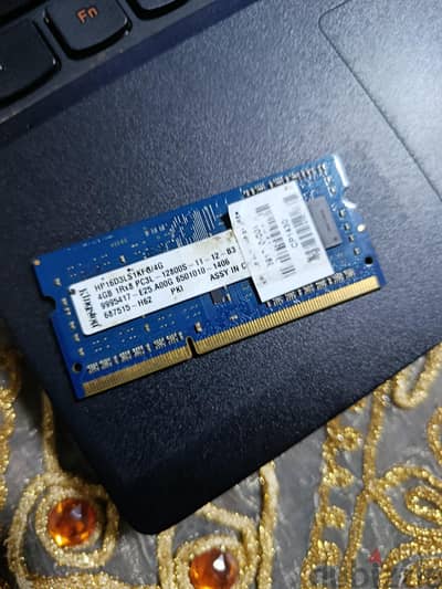 رامة كينجستون 4 جيجا بايت DDR3  ترددها 1600 هرتز RAM KINGSTON