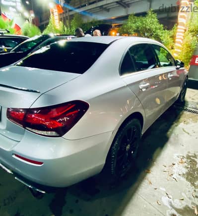 Mercedes-Benz A180 2021