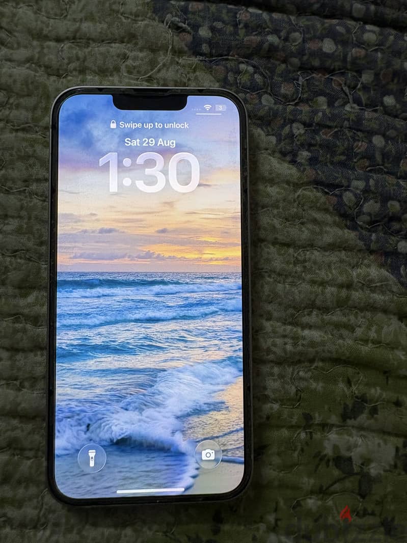 ايفون 13 7