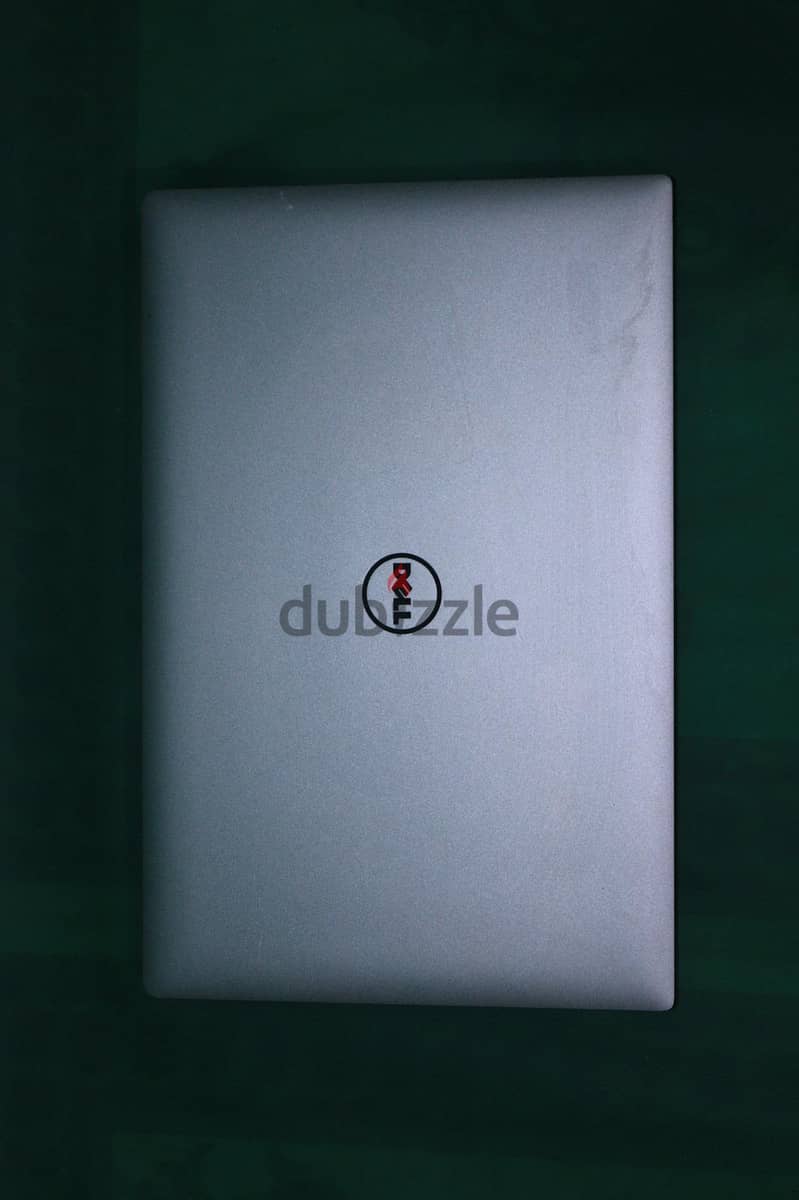 Dell Precision 5520 (Touch Screen) 3