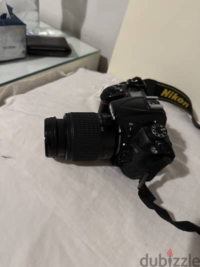 Nikon D 7000