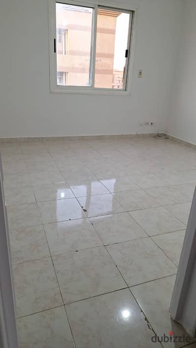120 sq m apartment for rent in Al Rehab, Phase 4, prime location near services