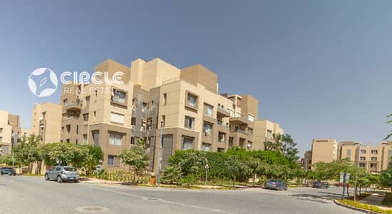 شقة ١٤٦م بحديقة ٥٠م للإيجار في فيلج جيت Village Gate التجمع الخامس القاهرة الجديدة بالقرب من AUC وبوينت 90 مول