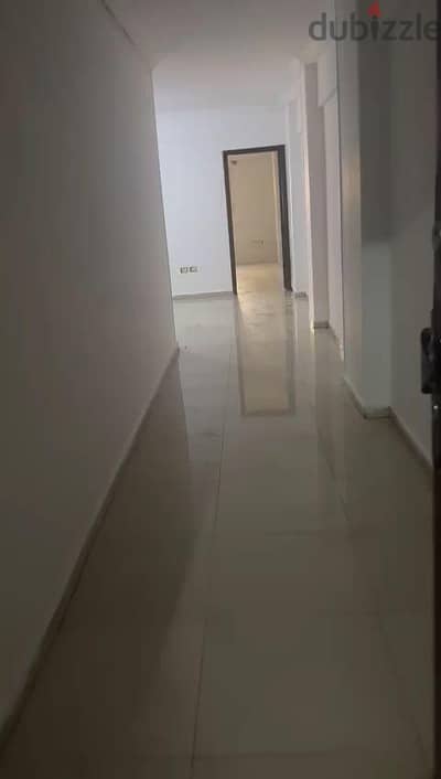من المالك شقة تجاري ٥ غرف بحري عمارة بيراميددز فيو ٢ أعلى كارفور مشعل