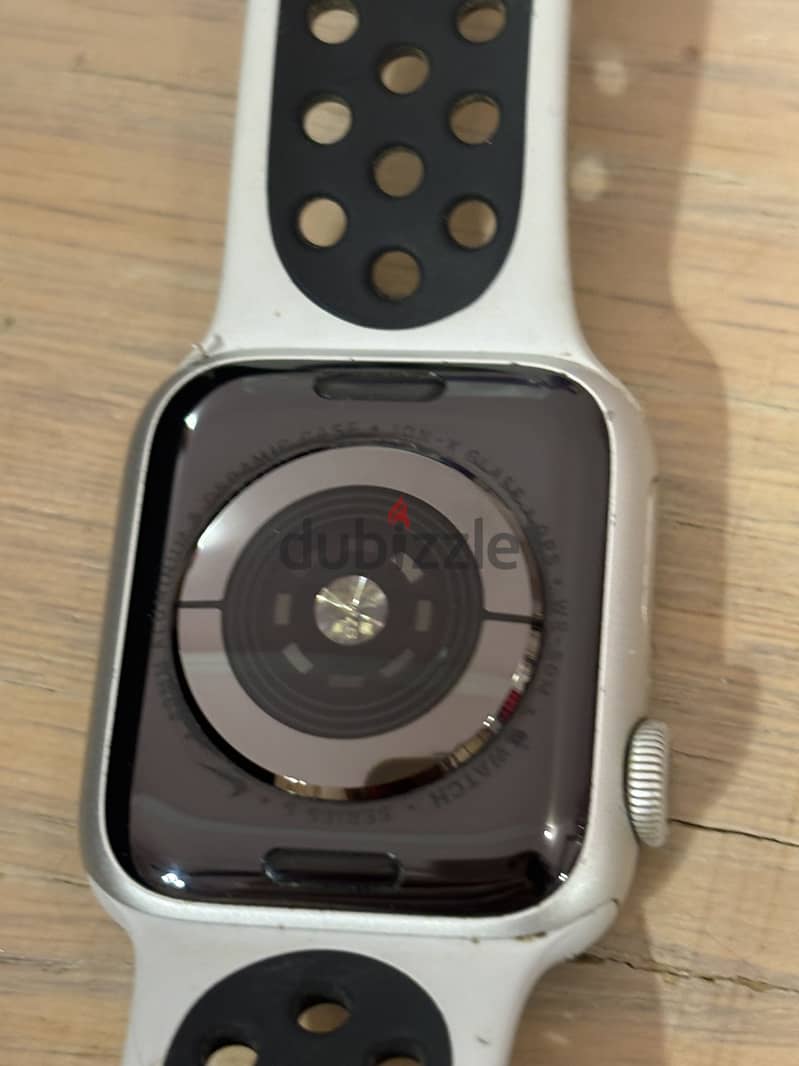 apple watch series 5 nike edition 1