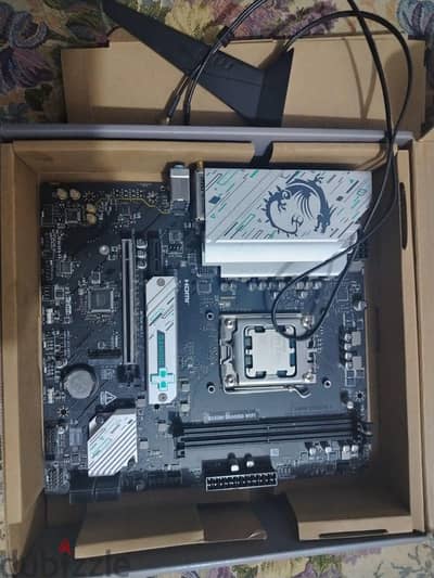 msi b650m gaming wifi +Ryzen 5 7500f tray with fan