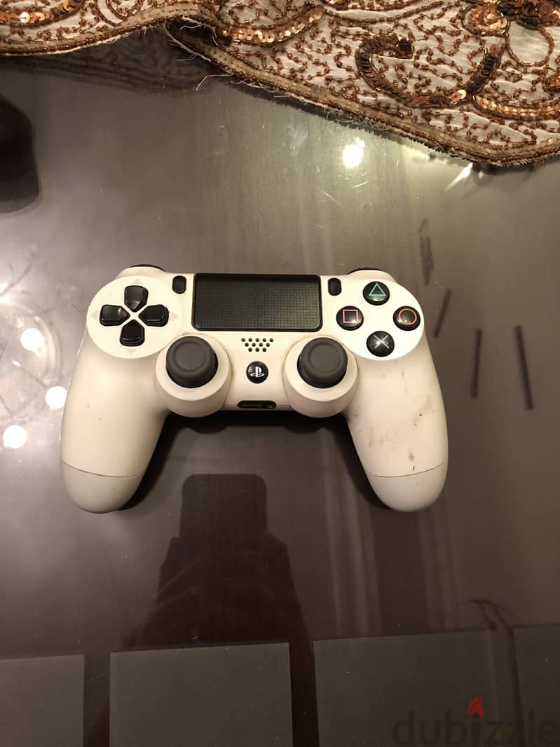 PS4 Pro 1TB 8