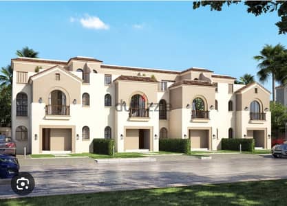 تاون هاوس للبيغ في مدينه المستقبل sarai mostakbal city