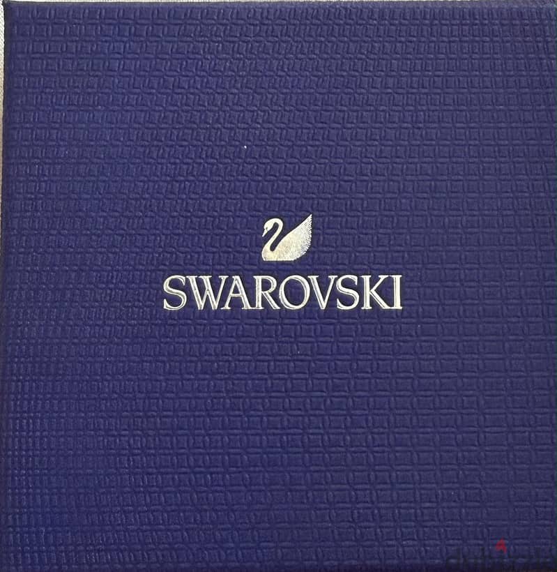 Swarovski swan necklace 1