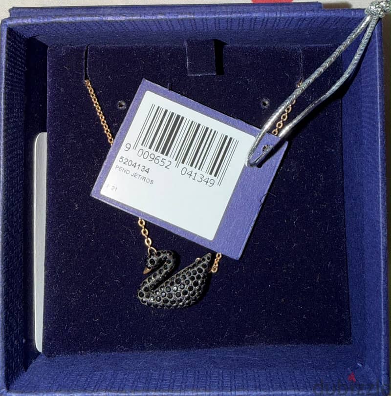 Swarovski swan necklace 2