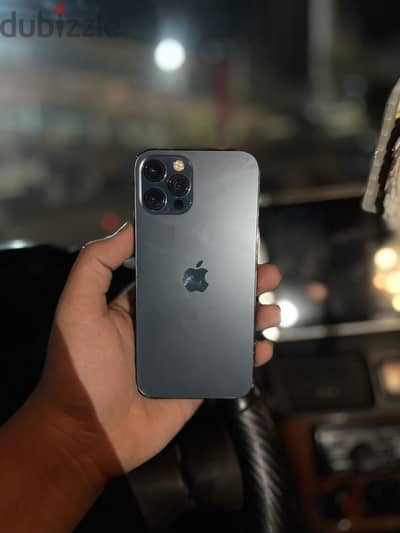 آبل - آيفون 12 برو