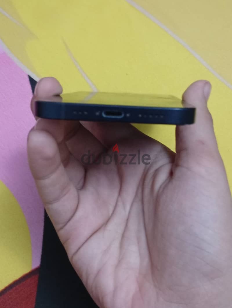 آبل - آيفون 12 3