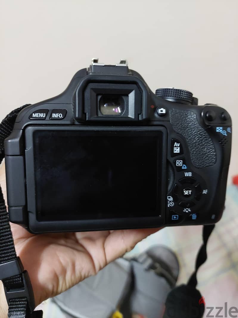 Camera Canon 600 d + 3 lenses 11