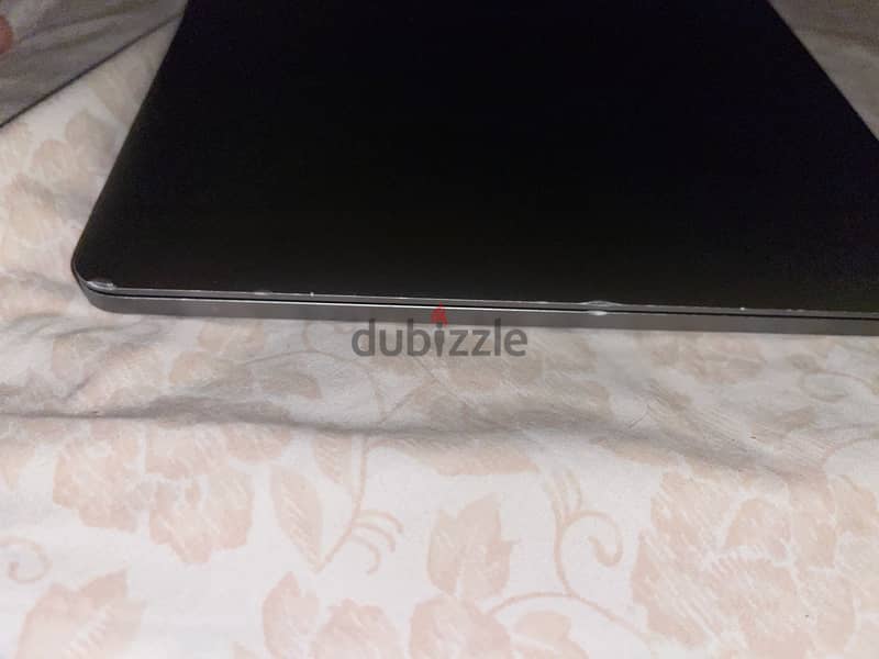MacBook Pro 13-inch, 2017 3