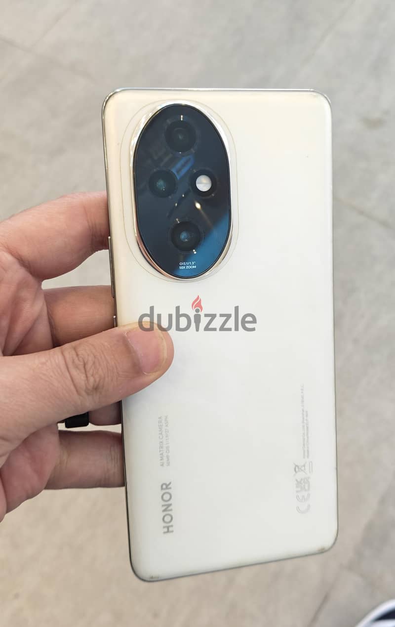 Honor 200 Pro 4