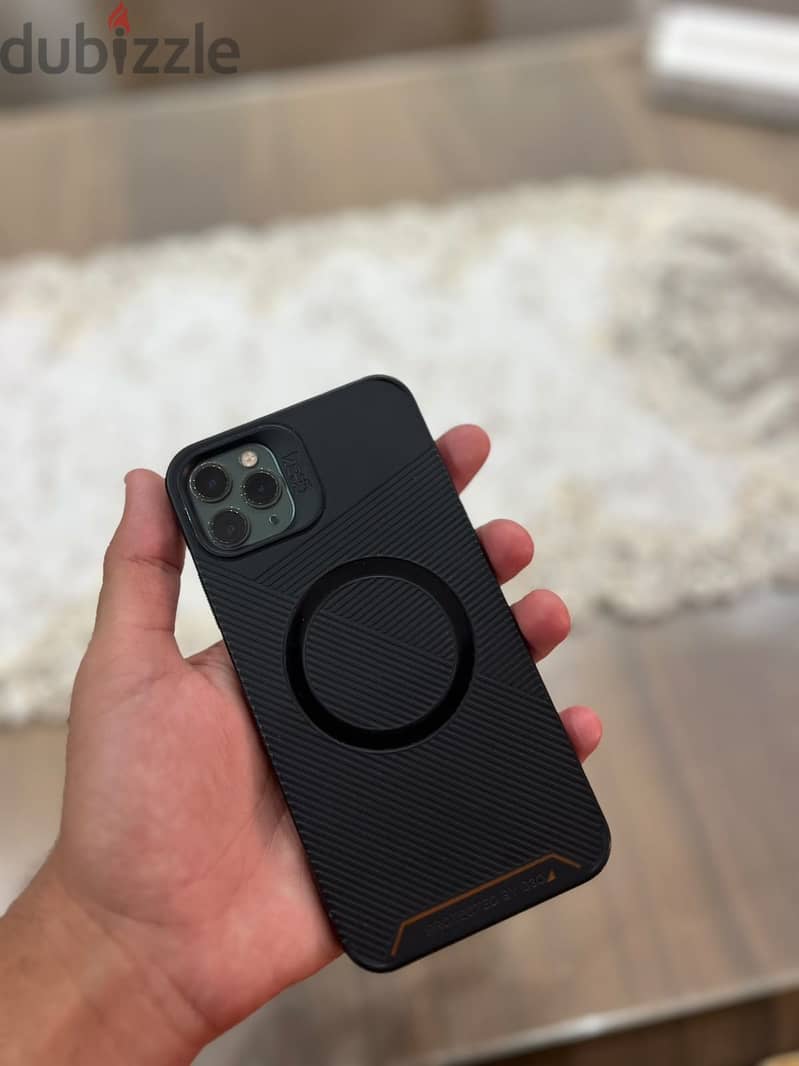 Apple - iPhone 11 Pro Max 1