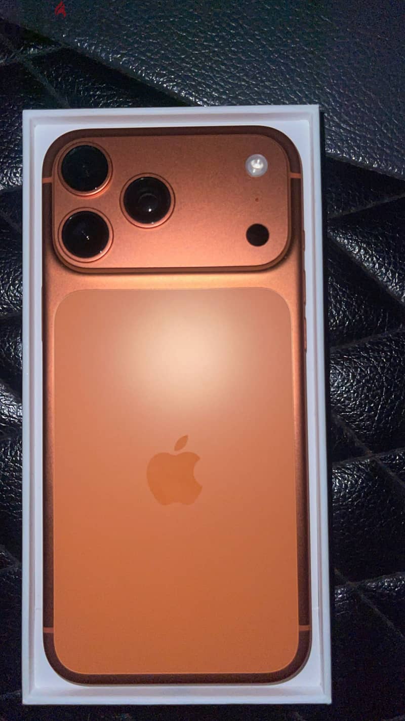 Apple - iPhone 17 Pro Max 1
