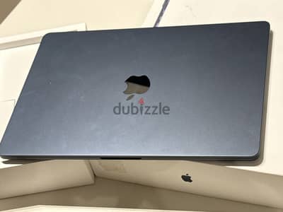 Apple MacBook Air 15 inch 24g ram , 512g , battery 100% , 5cycle count