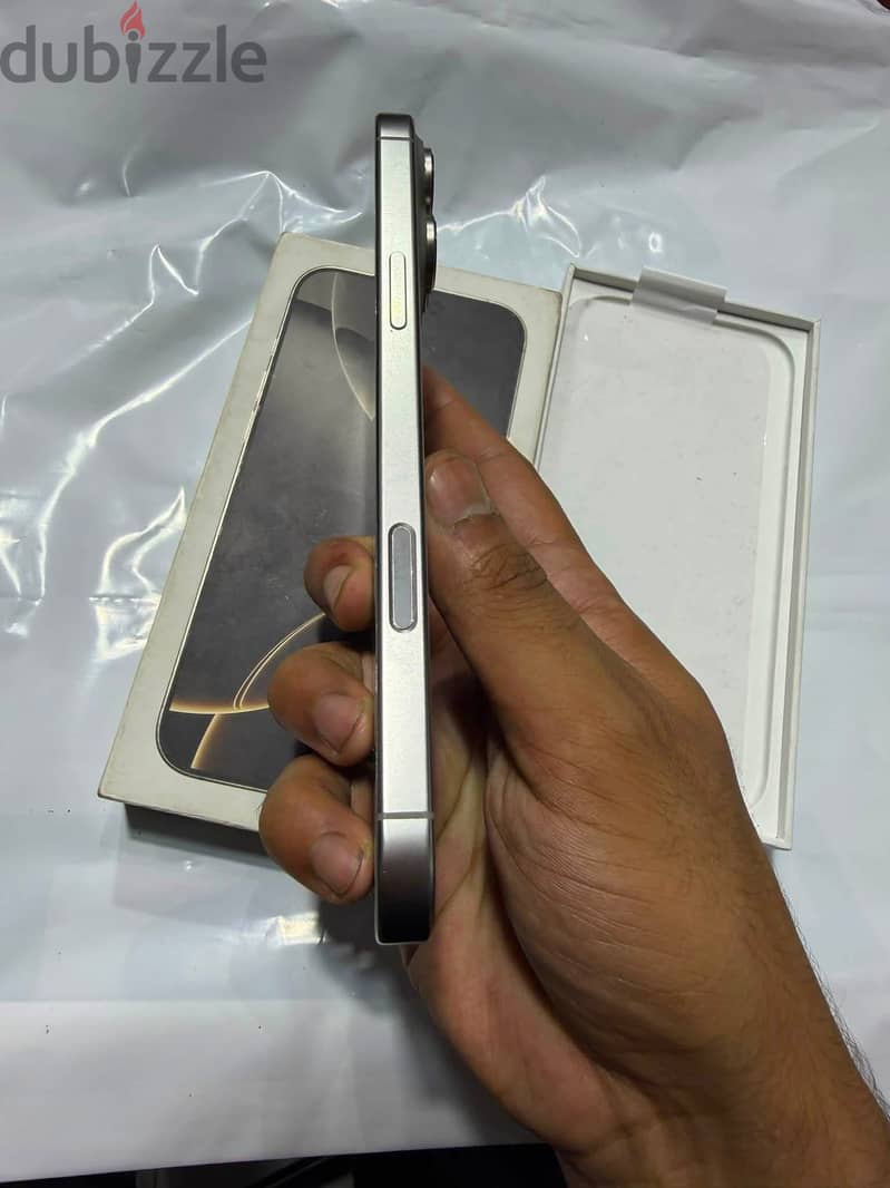 Apple - iPhone 16 Pro Max 5