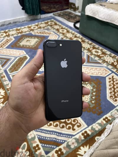 آبل - آيفون 8 بلس