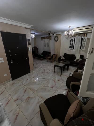 شقة مفروشة للايجار الاسلكى ارضى مدخل ٣ غرف