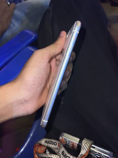 Apple - iPhone 11