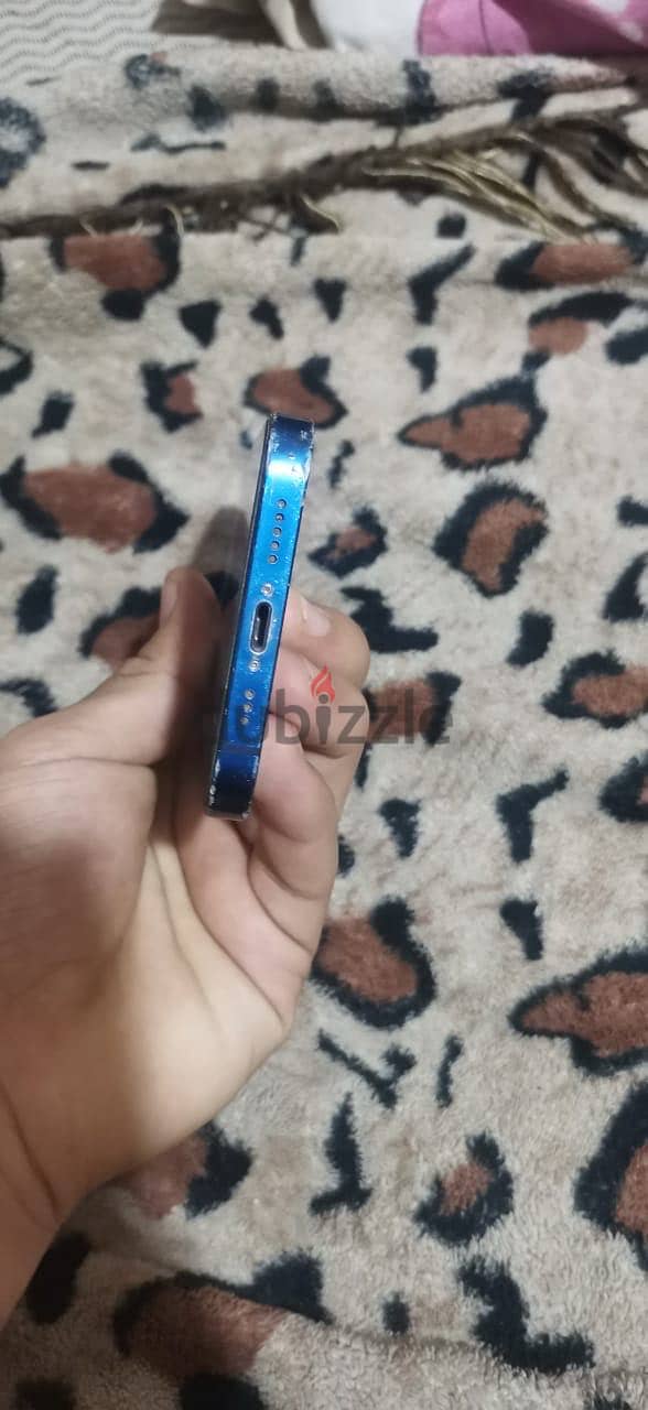 Apple - iPhone 12 1