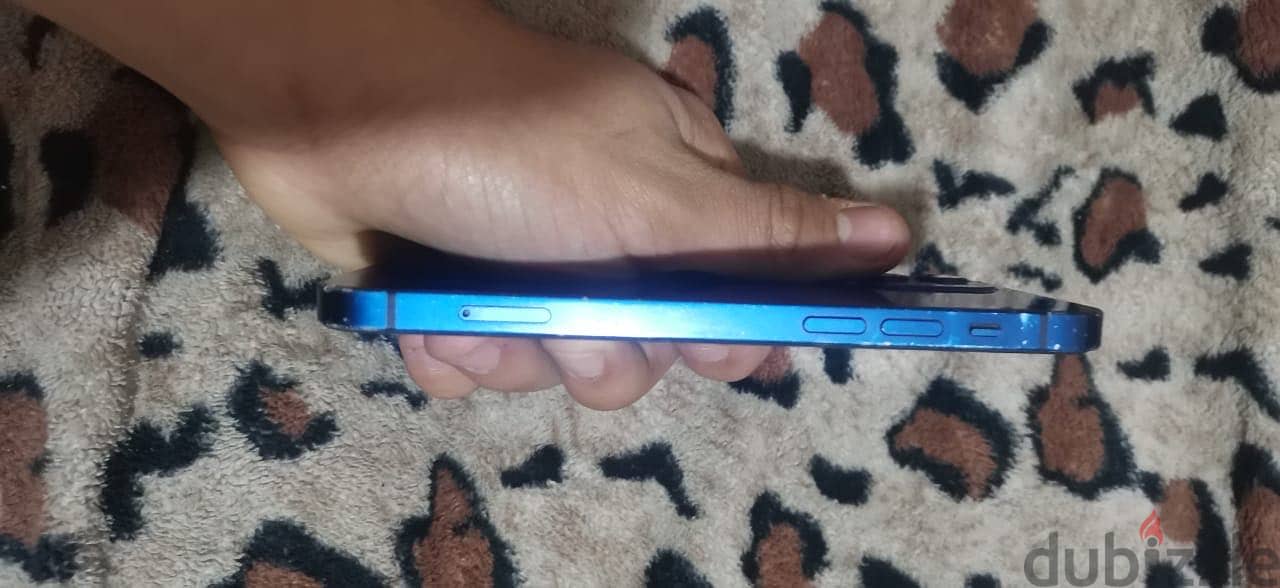 Apple - iPhone 12 3