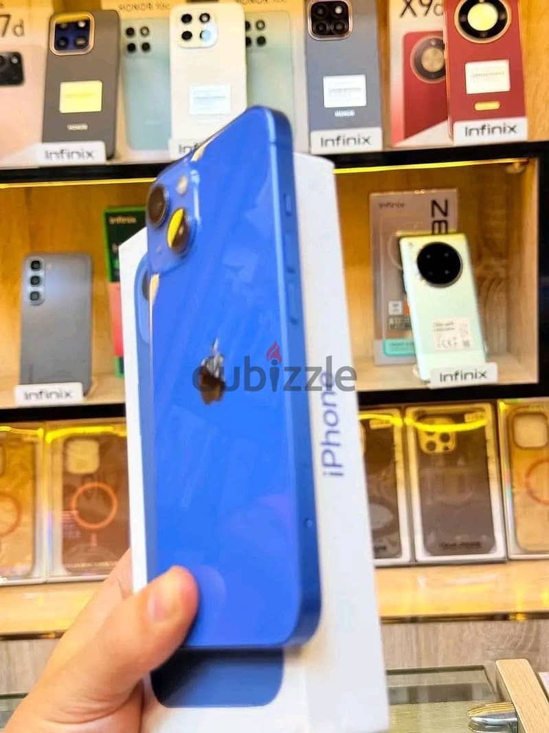 Apple - iPhone 13 4