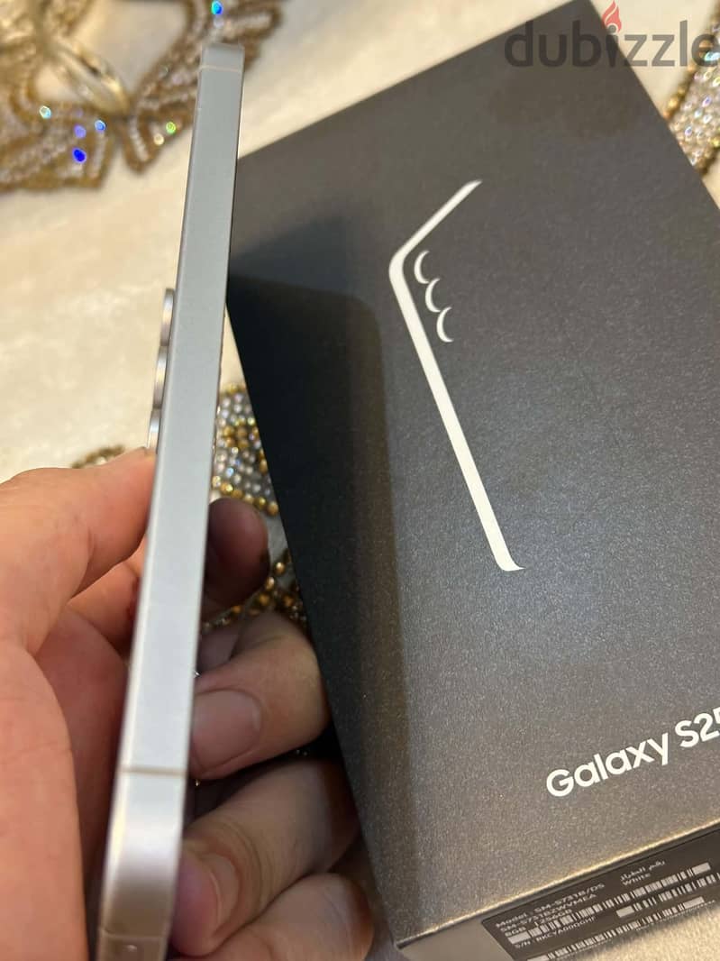 سامسونج S25 FE 4
