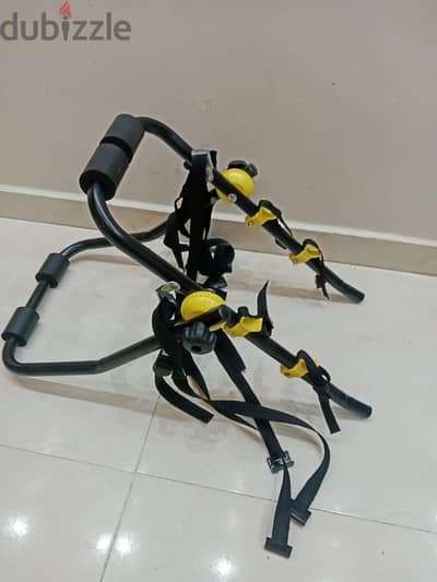 حامل عجل