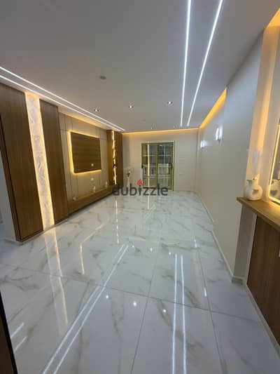 For sale, an apartment 145m front in the first gate | A distinguished location and upscale housing in the Gardens of the Pyramids For sale, an apartment 145m front in the first gate | A distinguished location and upscale housing in the Gardens of the Pyramids