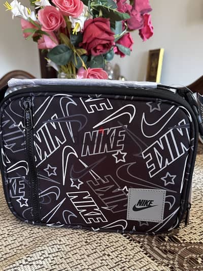 Lunch box original Nike