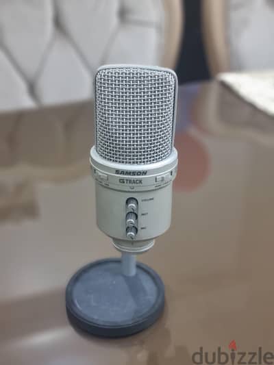 مايك Samson G-Track كوندينسر
