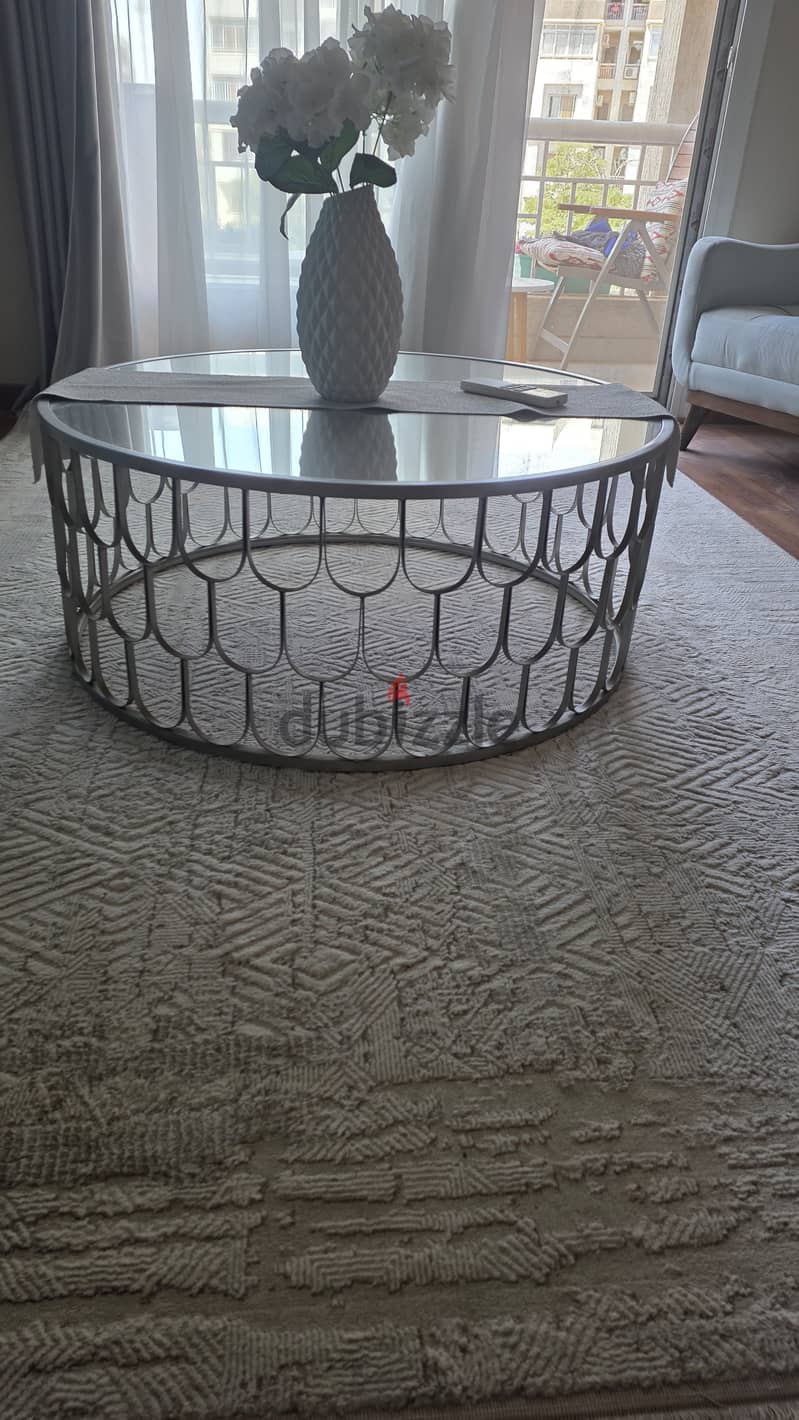 Center coffee table 2