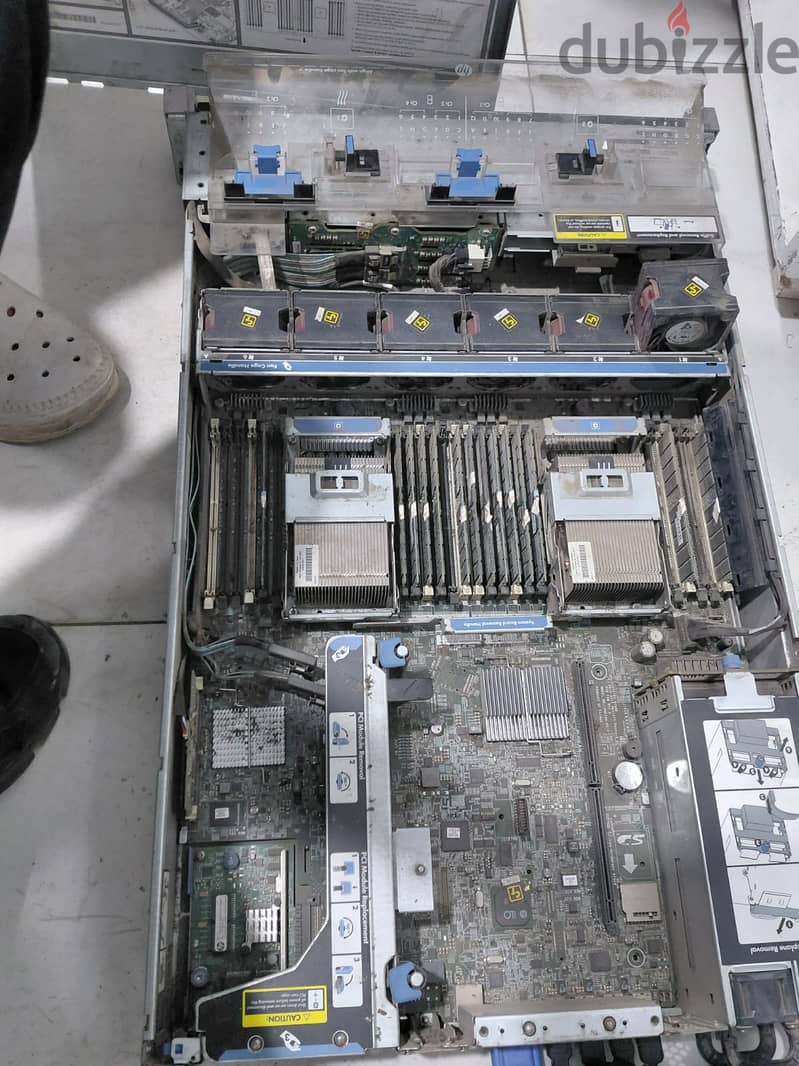 Hp proLiont Dl380p Gen8 server 2