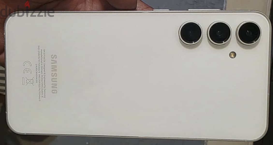 Samsung S23 3