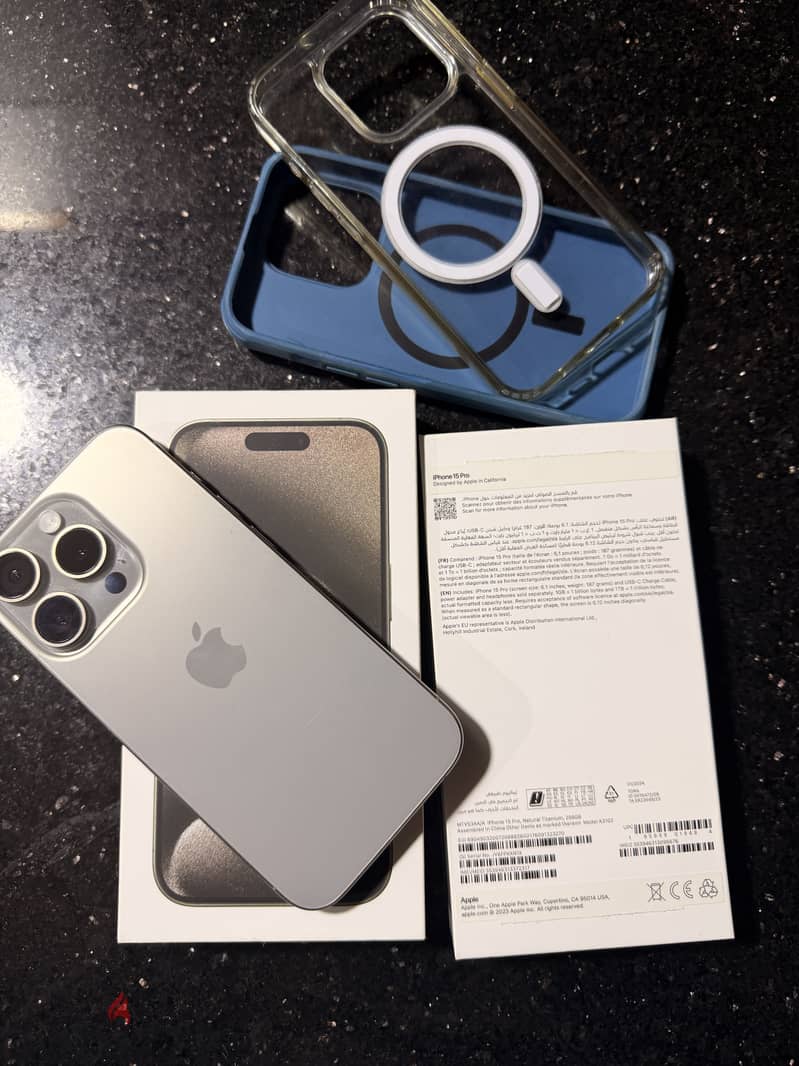 Apple - iPhone 15 Pro 256G 3