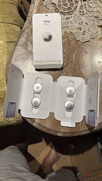 4 Apple air tag