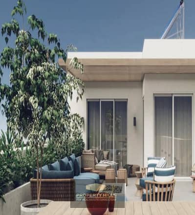 Penthouse with an open view on the landscape in the most distinguished location in the compound from SODIC and minutes from Sphinx Airport