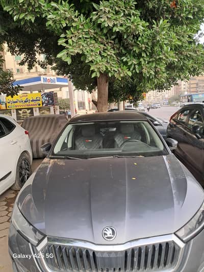 سكودا أوكتافيا 2022