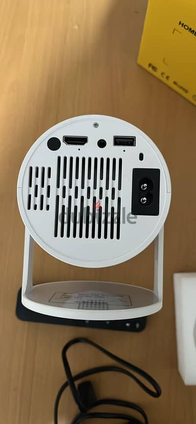 Portable mini smart projector