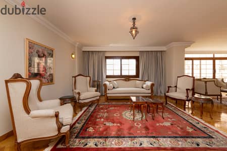 vintage 3bdr apartment at Masr El Gedida