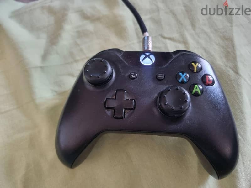 xbox one x 3controllers 8