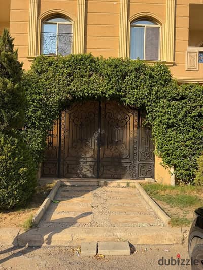 Apartment for sale semi-finished in Al-Nargis buildings in the Fifth Settlement with a balcony overlooking a wide green garden and close to the modern American school of Egypt Apartment for sale semi-finished in Al-Nargis buildings in the Fifth Settlement with a balcony overlooking a wide green garden and close to the modern American school of Egypt