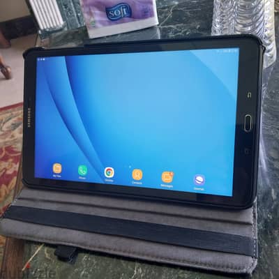 تابلت سامسونج Galaxy Tab A 10.1 (2016) بحالة ممتازة مع