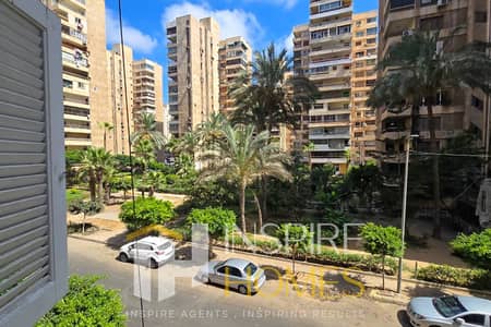 Apartment for Rent in Officers’ Buildings with Open Views